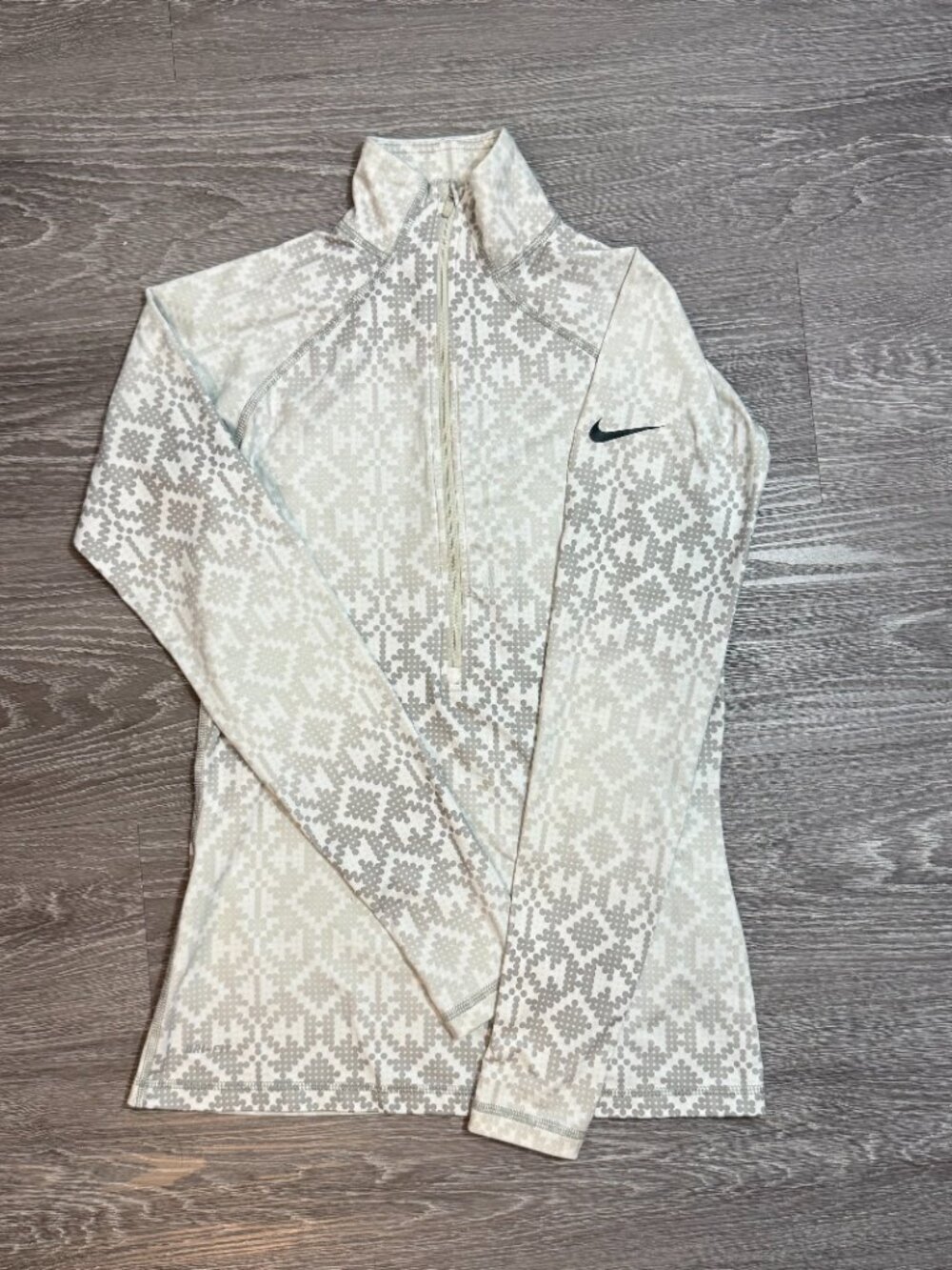 Nike Pro Half Zip Long Sleeve Top - White/Gray Print Size M